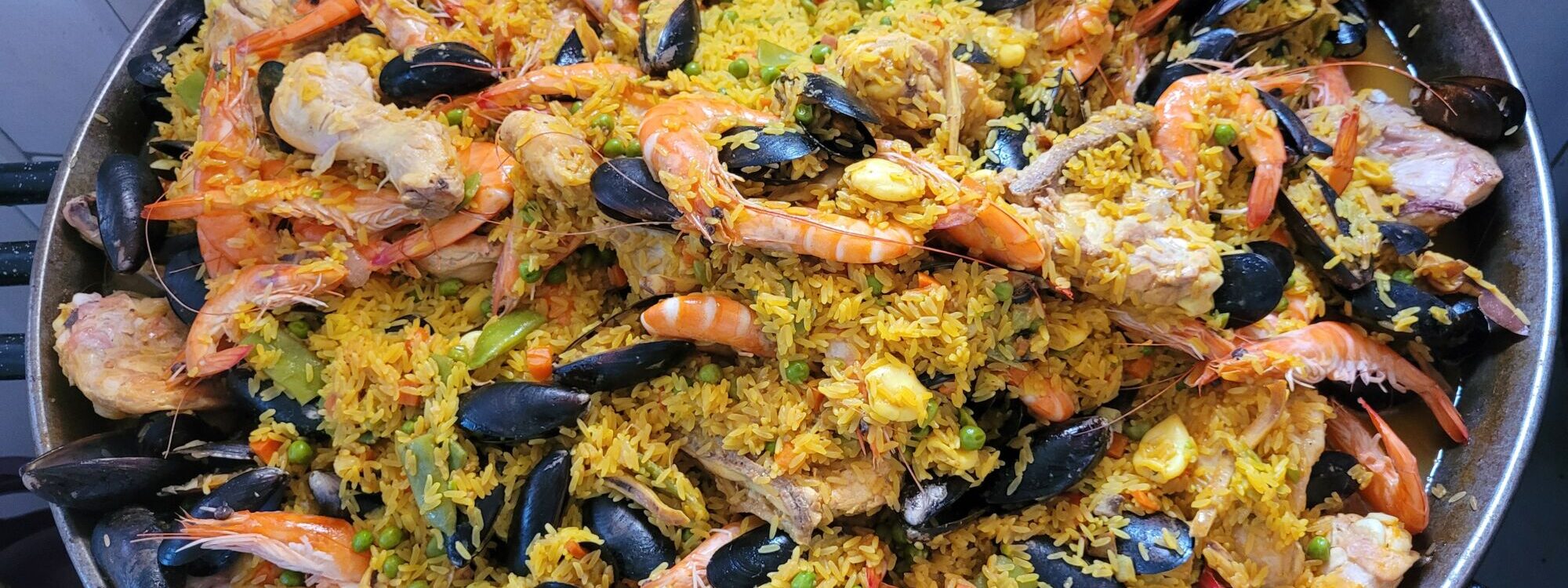Traiteur paella pour particuliers, entreprises et associations aux environs de Mulhouse, Colmar et S&eacute;lestat Munster